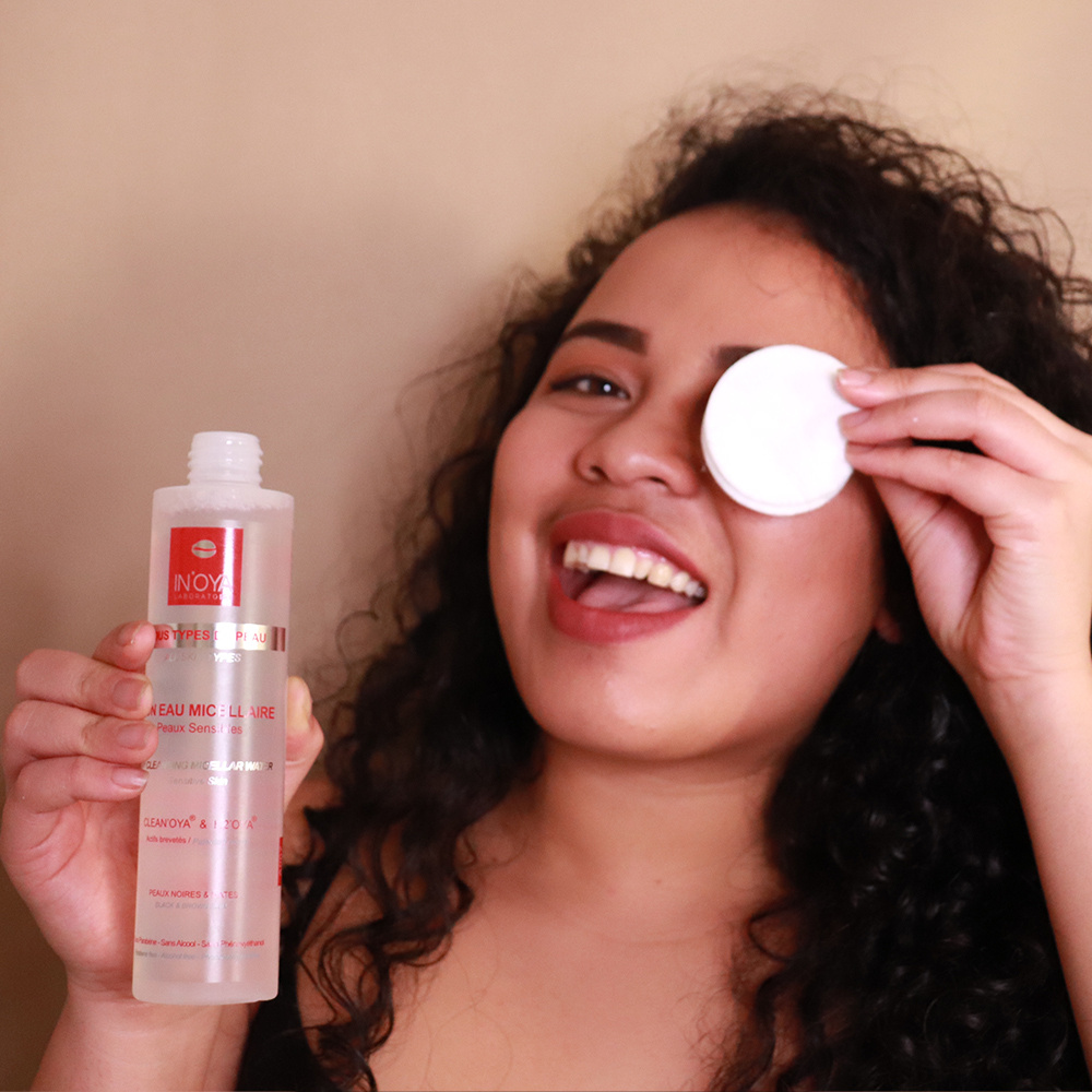 in'oya Mon Eau Micellaire Peaux Sensibles Nettoyant et démaquillant doux du visage