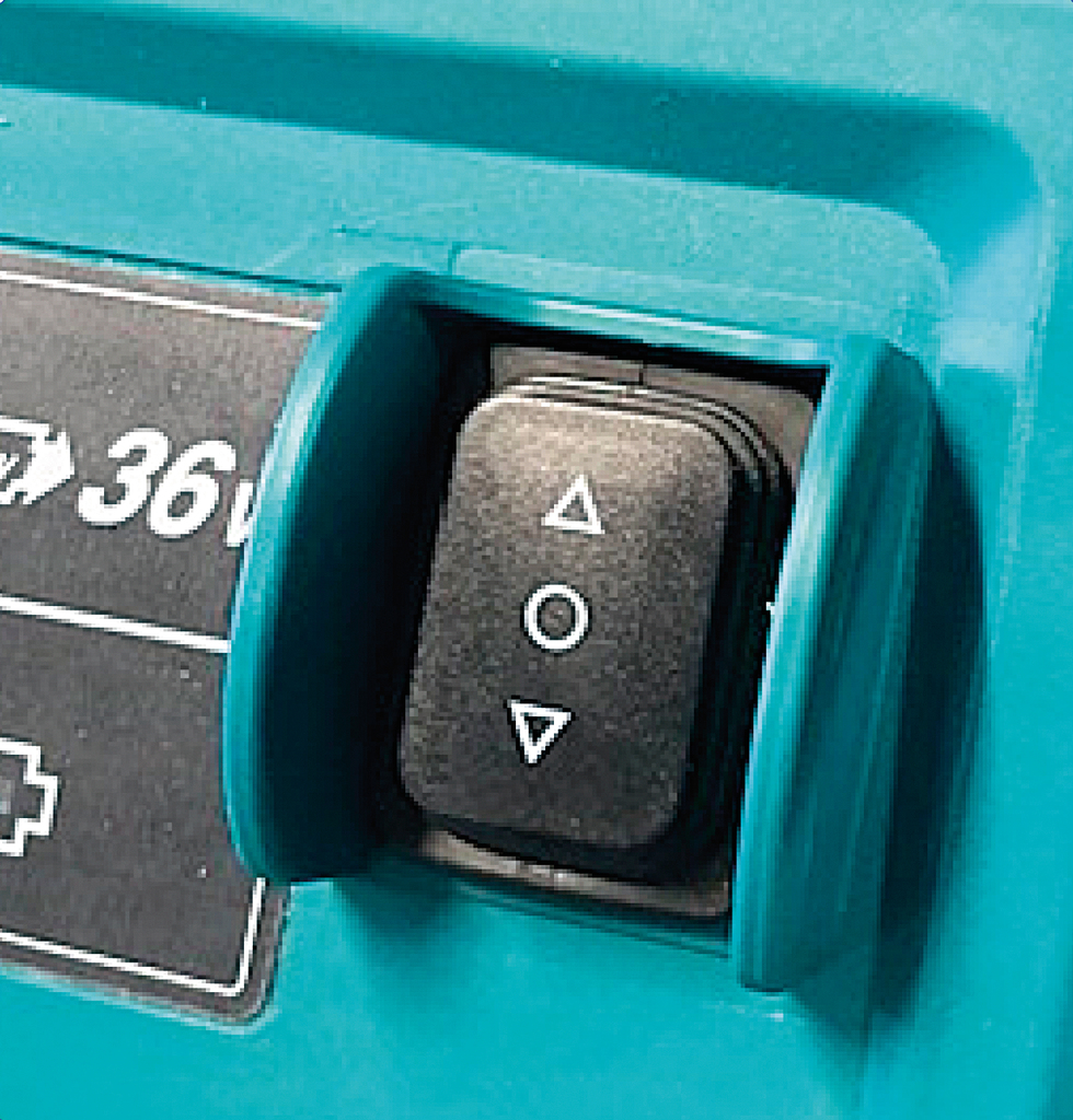 Makita DCU601Z 2 x Transportor fără fir de 18V cu elevator tip foarfecă, fără baterii și încărcător