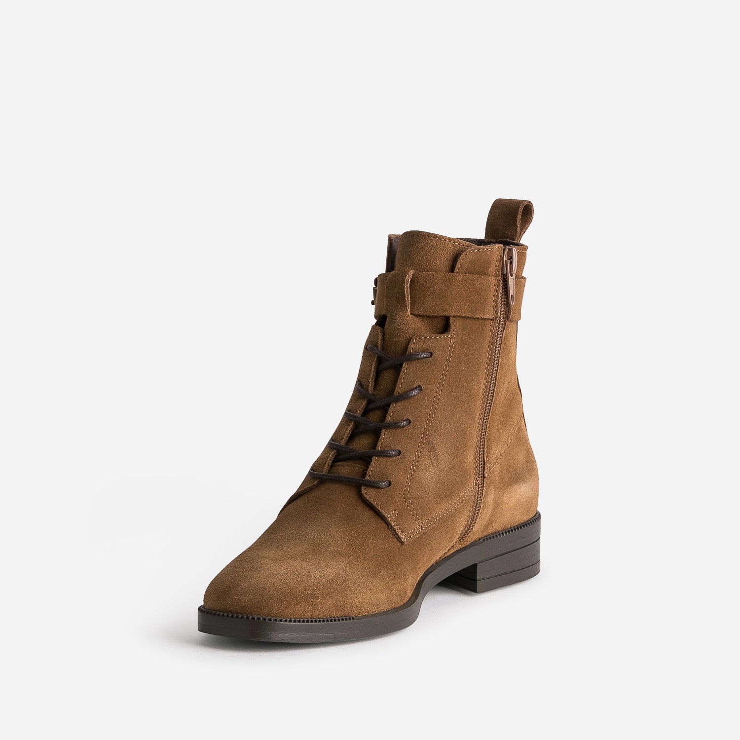 Bottines camel éco-conçue en cuir velours