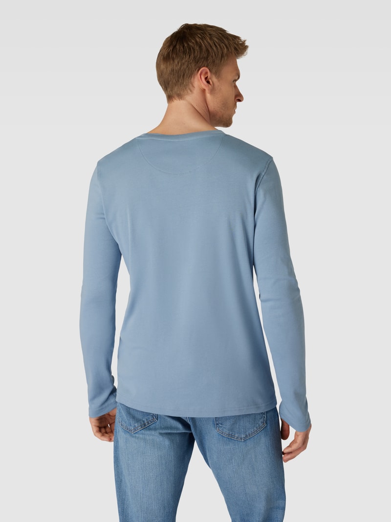 Schnürboots mit kontrastiven Steppnähten in rauchblau