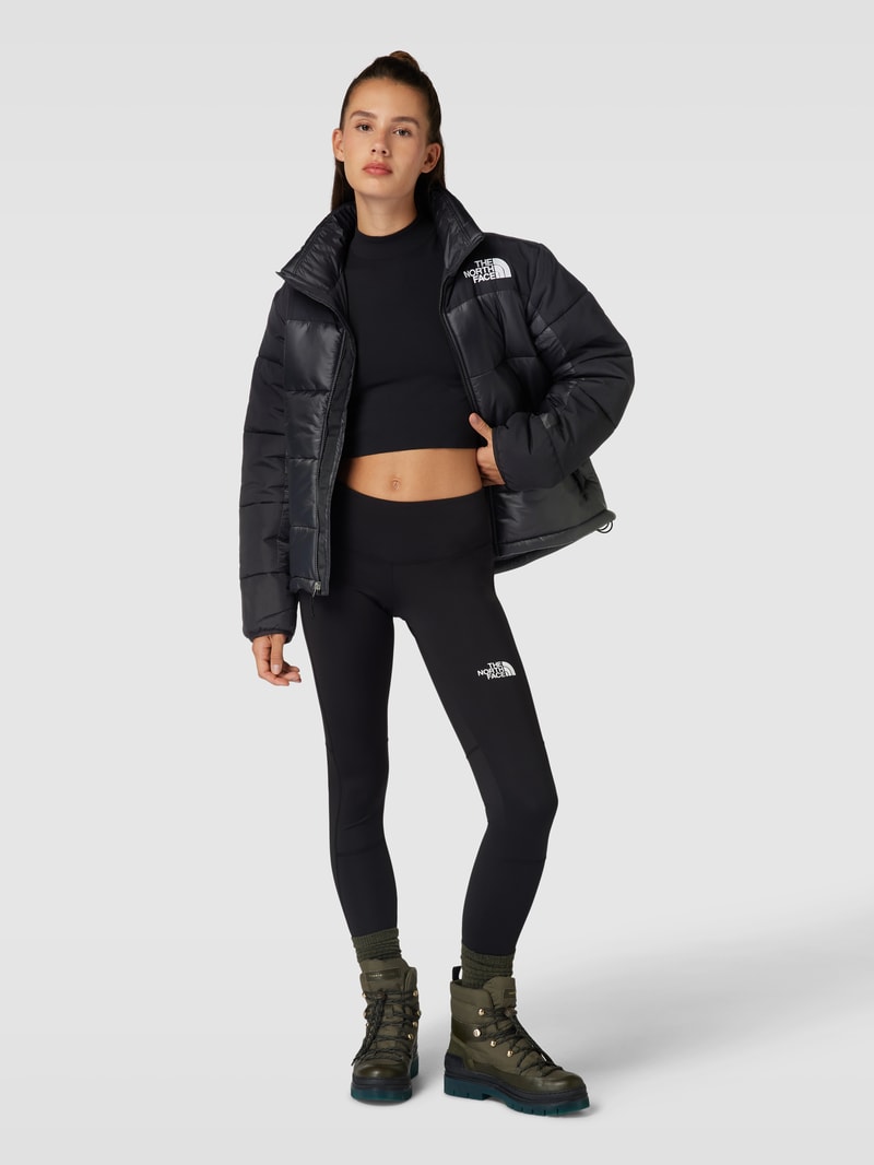 Steppjacke mit Label-Print in schwarz