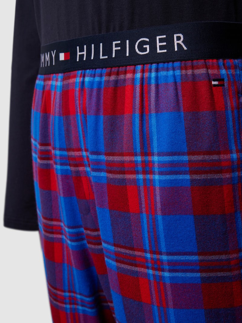 Homeslipper- und Pyjama-Set in royalblau