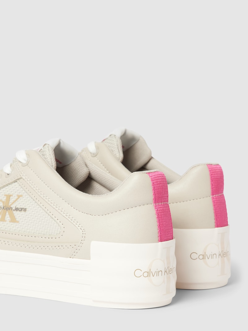 Sneaker aus beschichtetem Leder-Mix Modell 'BOLD' in beige