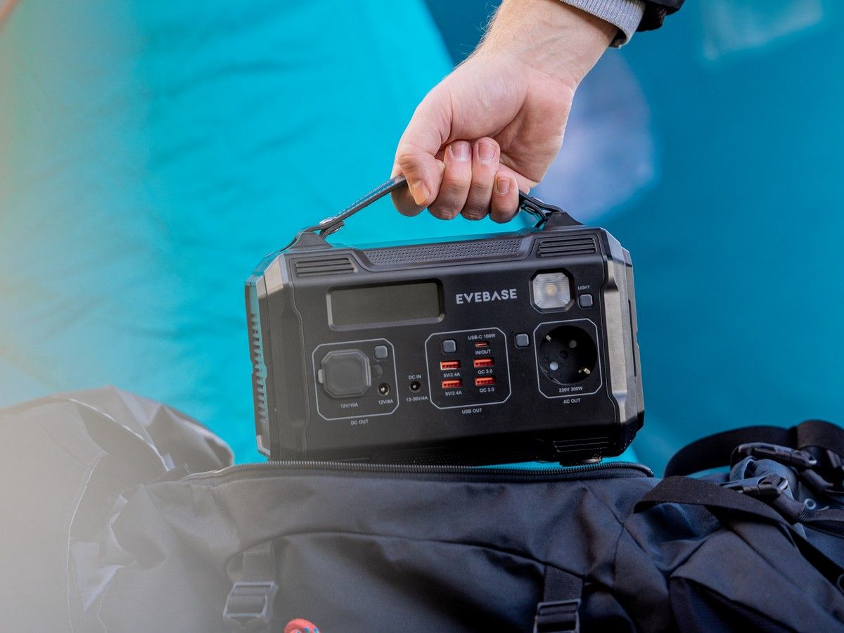 EveBase Move 300 Portable Power Station