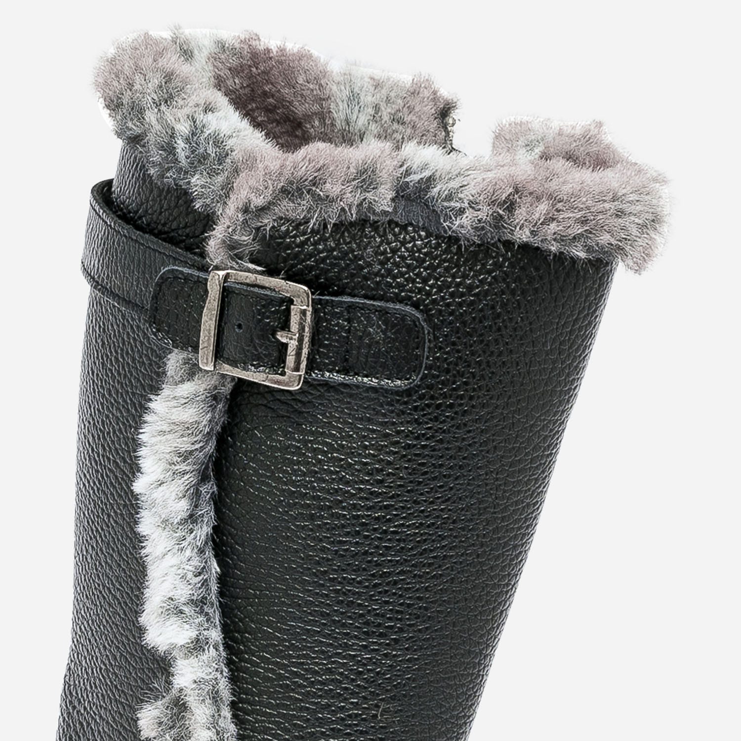Botte noire en cuir fourré