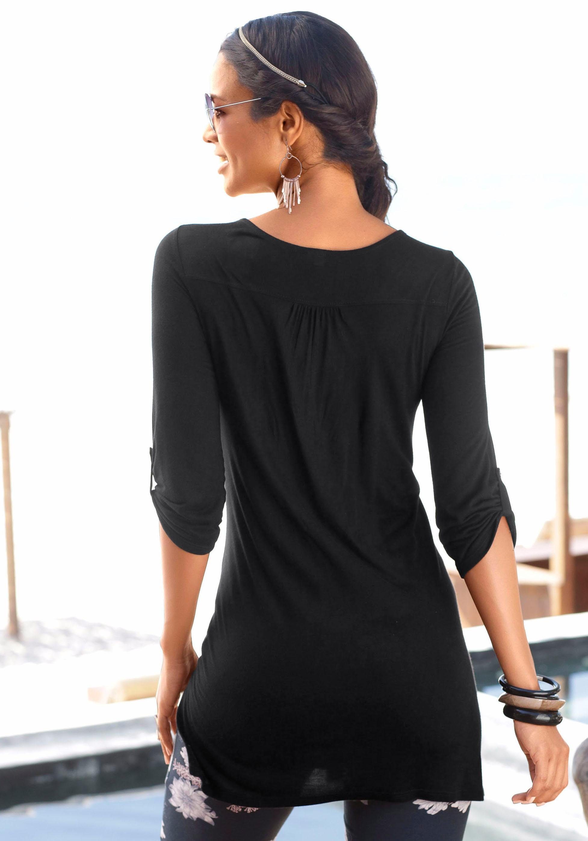 LASCANA Longshirt mit Spitzenkante am Ausschnitt