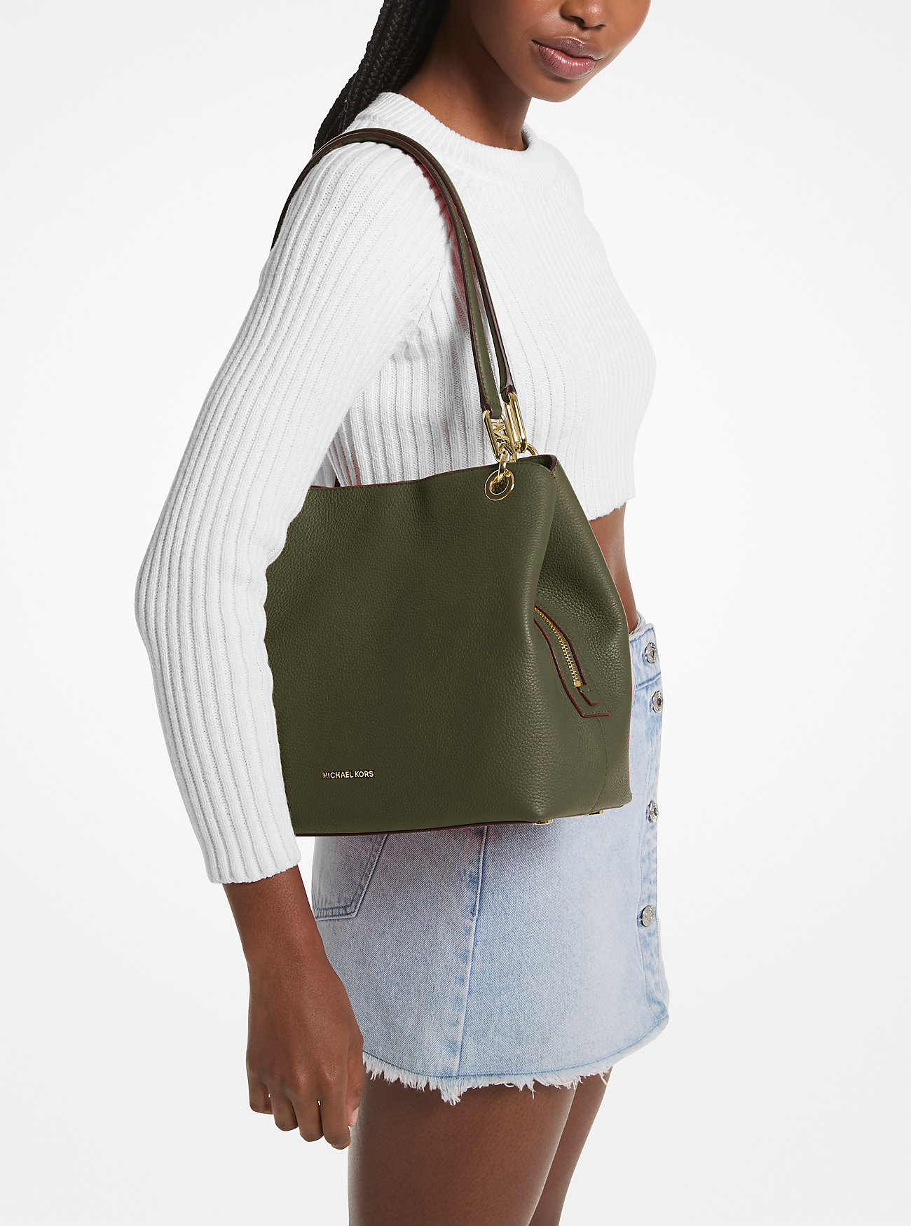 Kensington stor skinnveske i pebbled-mønster – IVY