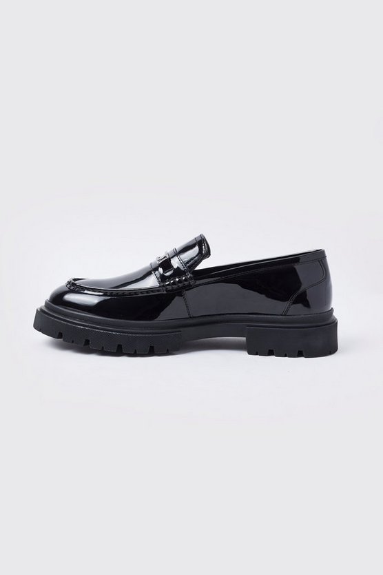 Klobige Lack-Loafer