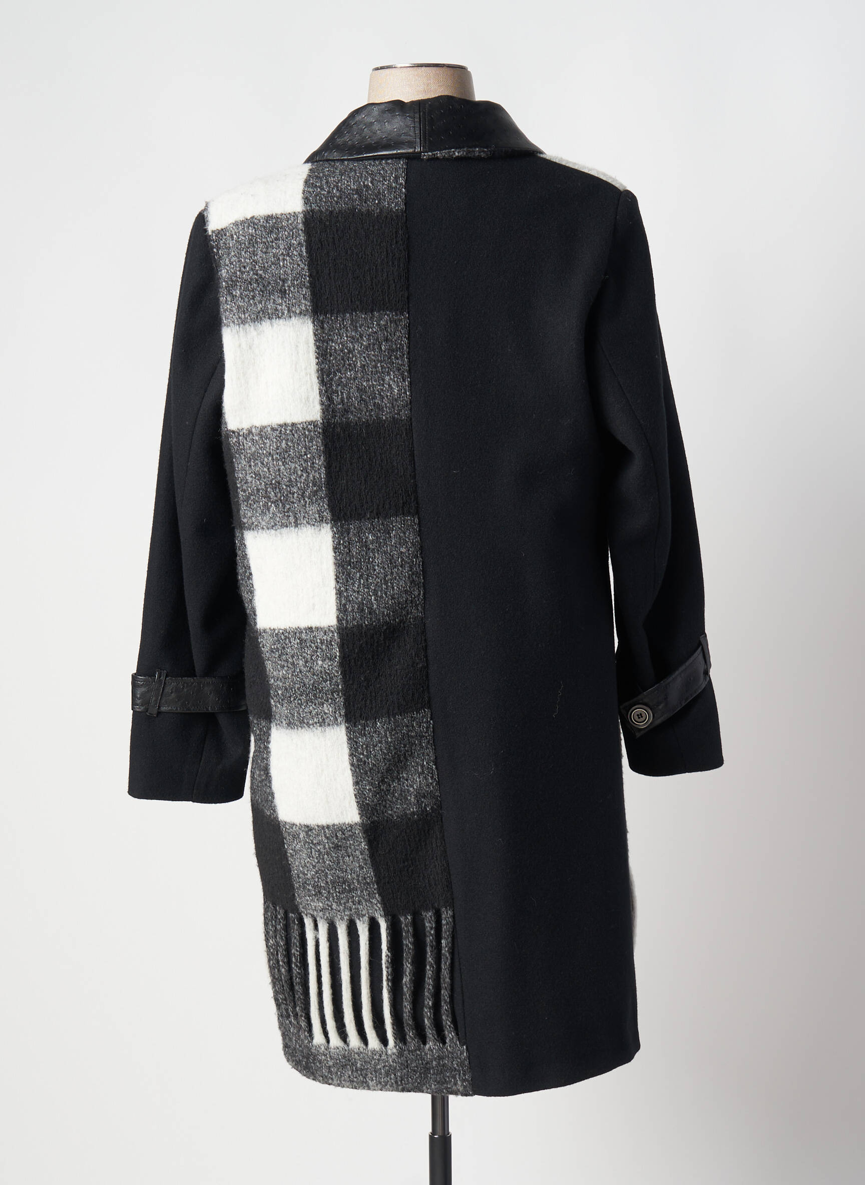 Meri Esca Manteaux Longs Femme couleur noir