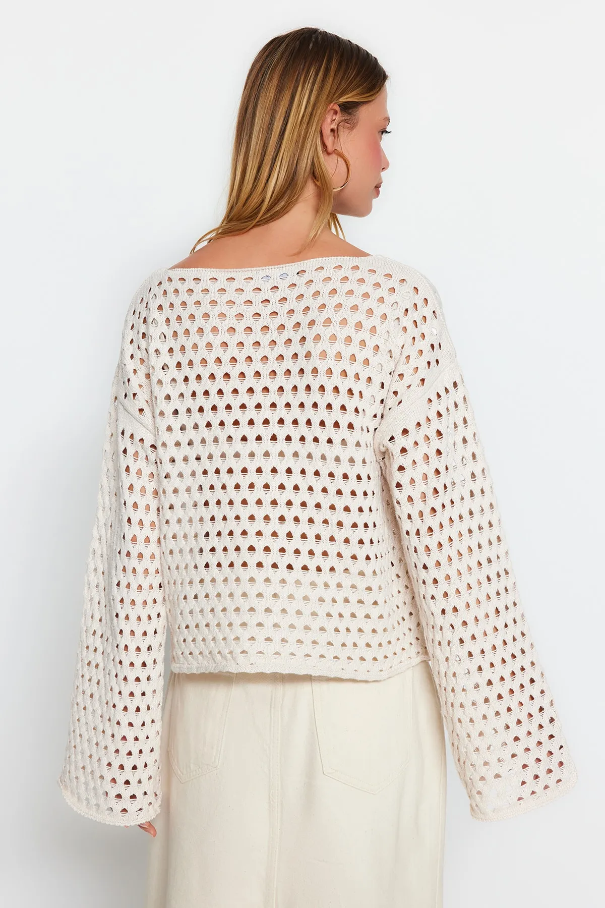 Trendyol Collection  Steindünner Strickpullover mit Lochmuster TWOSS23KZ00050