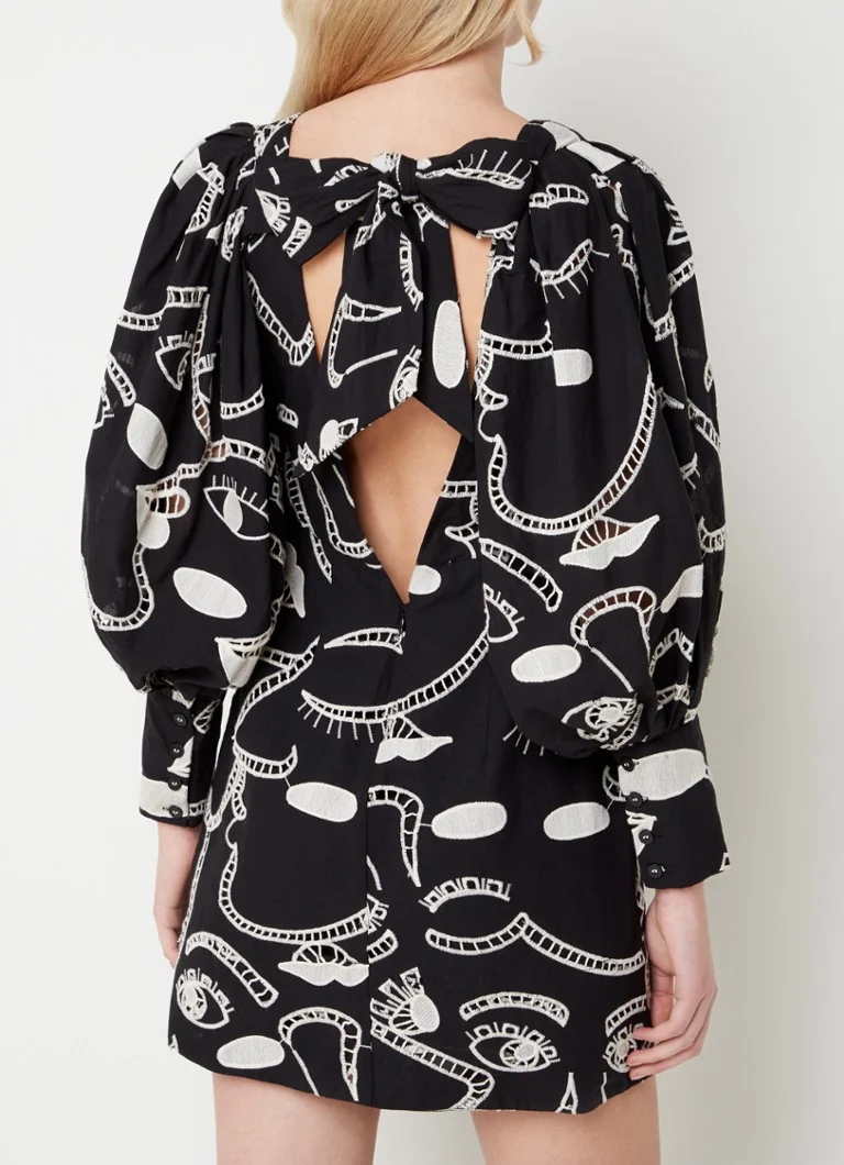 Rochie scurtă de tip tunică cu broderie și spate descheiat, model Farm Rio Richelieu.