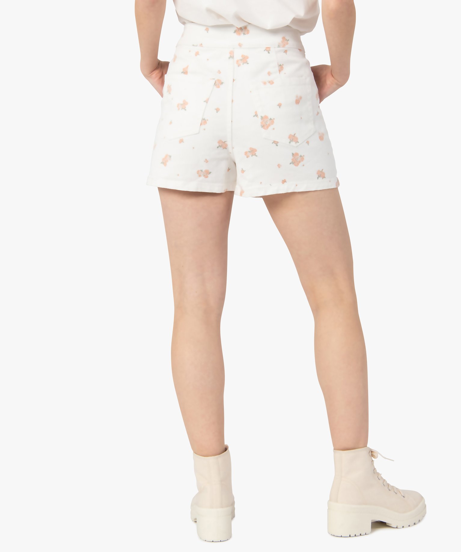 Short femme taille haute à motifs fleuris ecru | GEMO