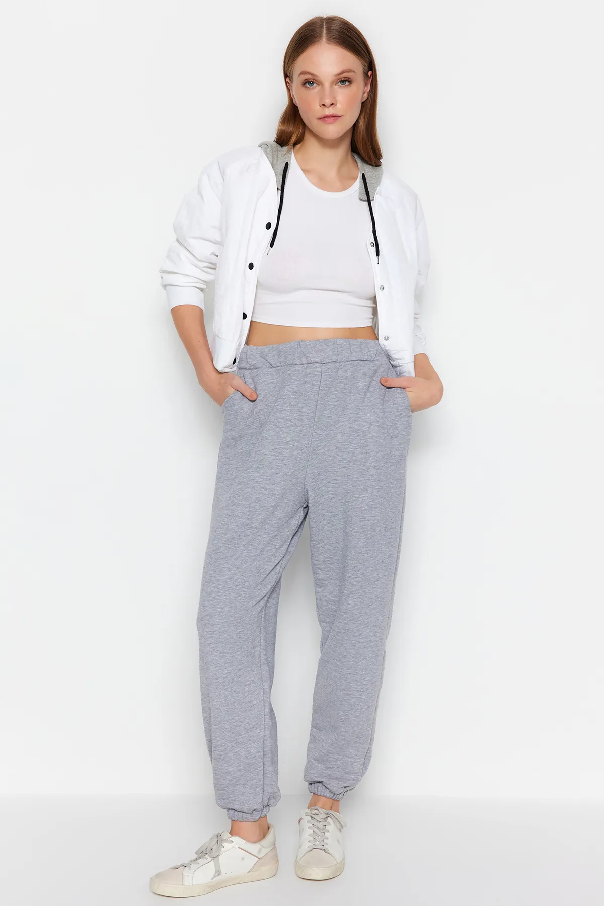 Trendyol Collection  Jogginghose - Grau - Jogger
