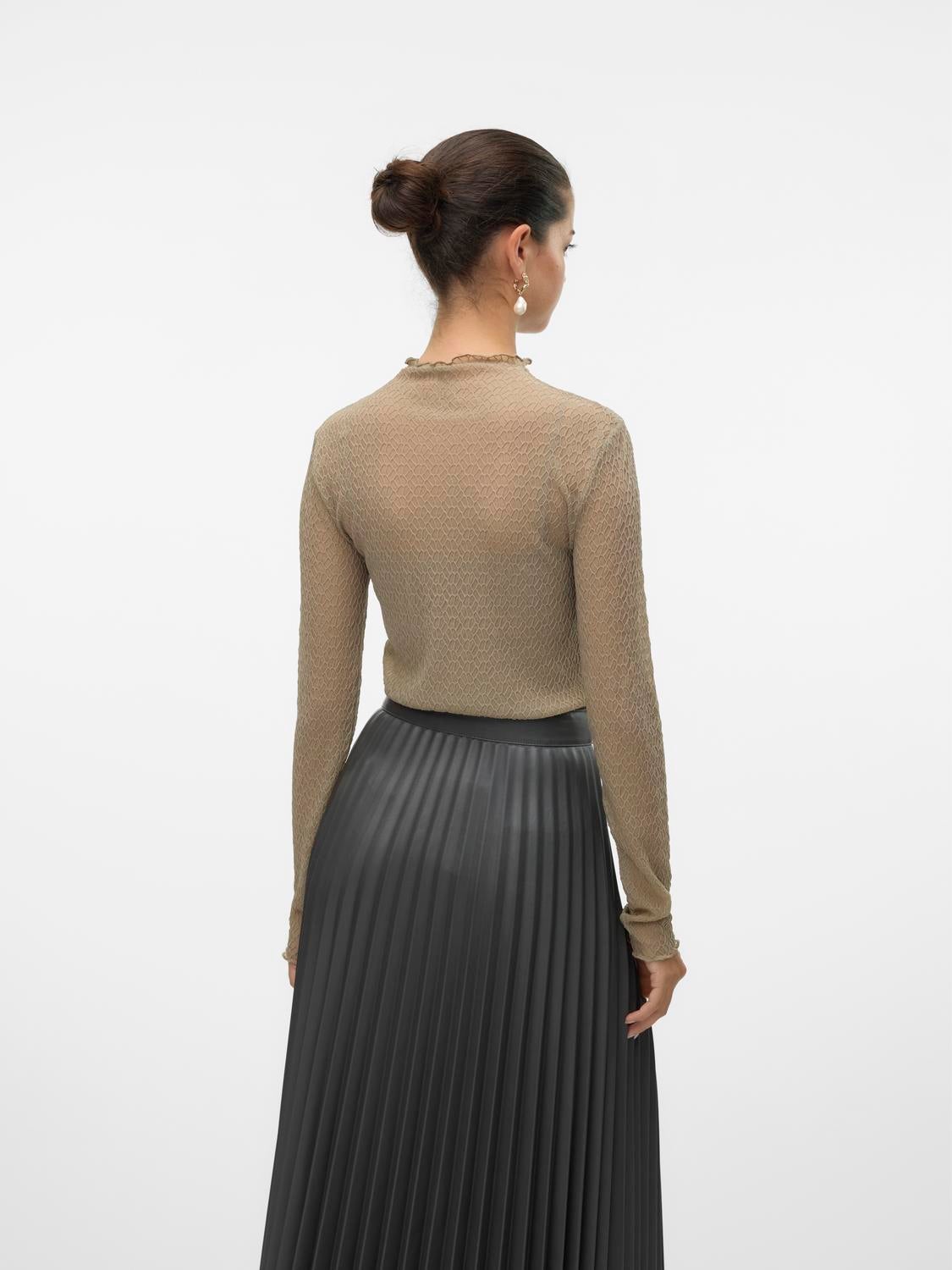 VMCATJA Top