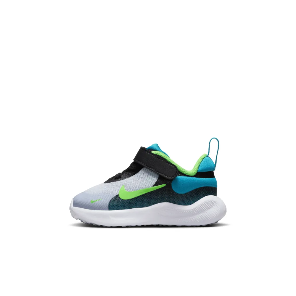 Nike Revolution 7 FB7691-005 / schwarz
