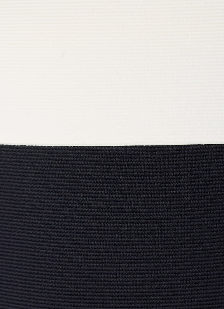 Costum de baie JETS Australia Versa cu perne detașabile.