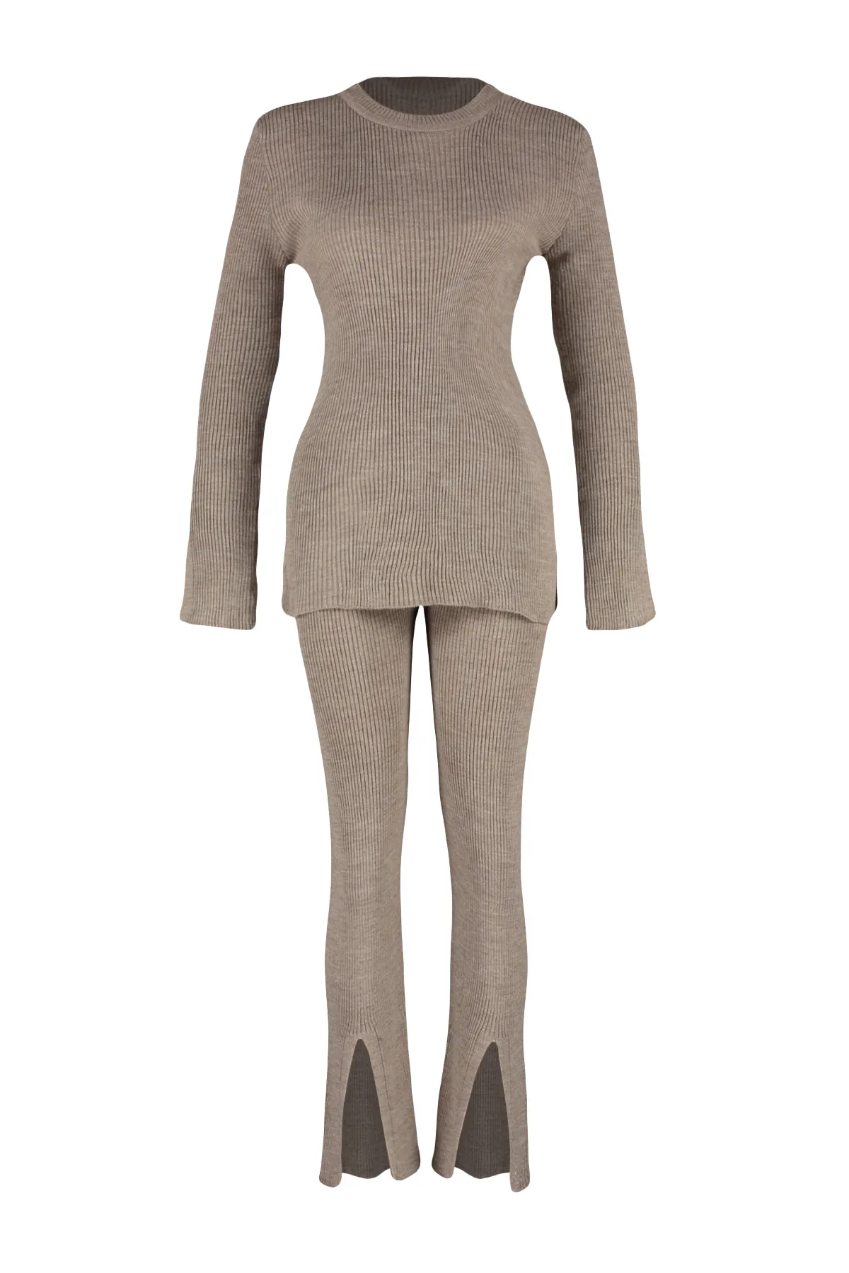 Trendyol Collection  Nerzgeschlitztes Strickober- und Unterteil-Set TWOAW24AU00101