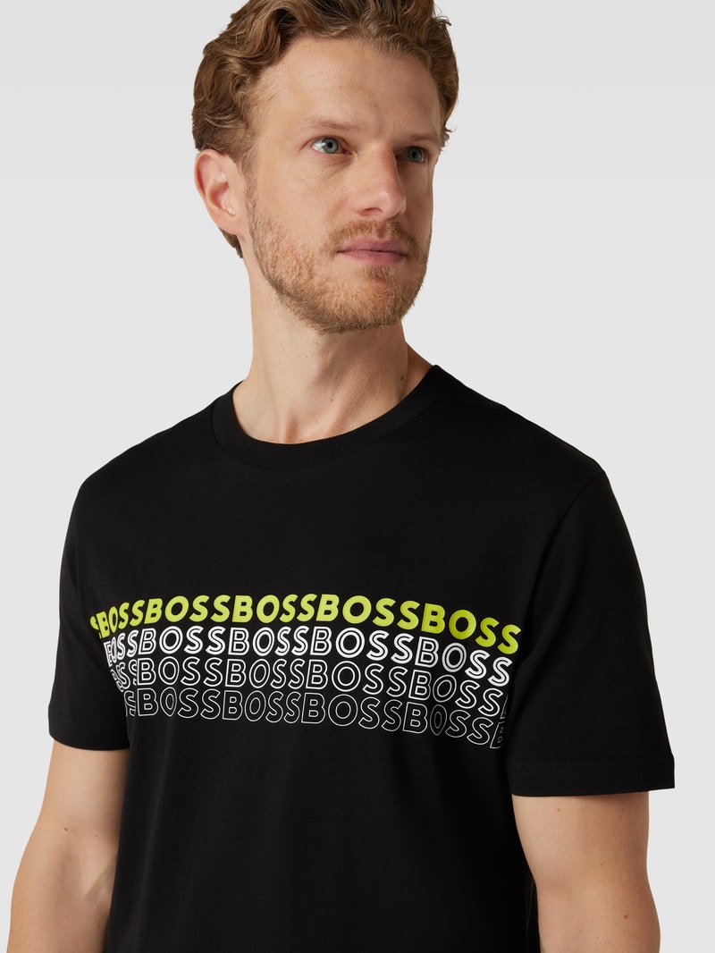 PLUS SIZE T-Shirt mit Label-Print in schwarz