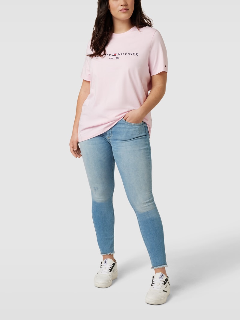 Skinny Fit Jeans mit ausgefranstem Saum Modell 'WILLY' in jeans