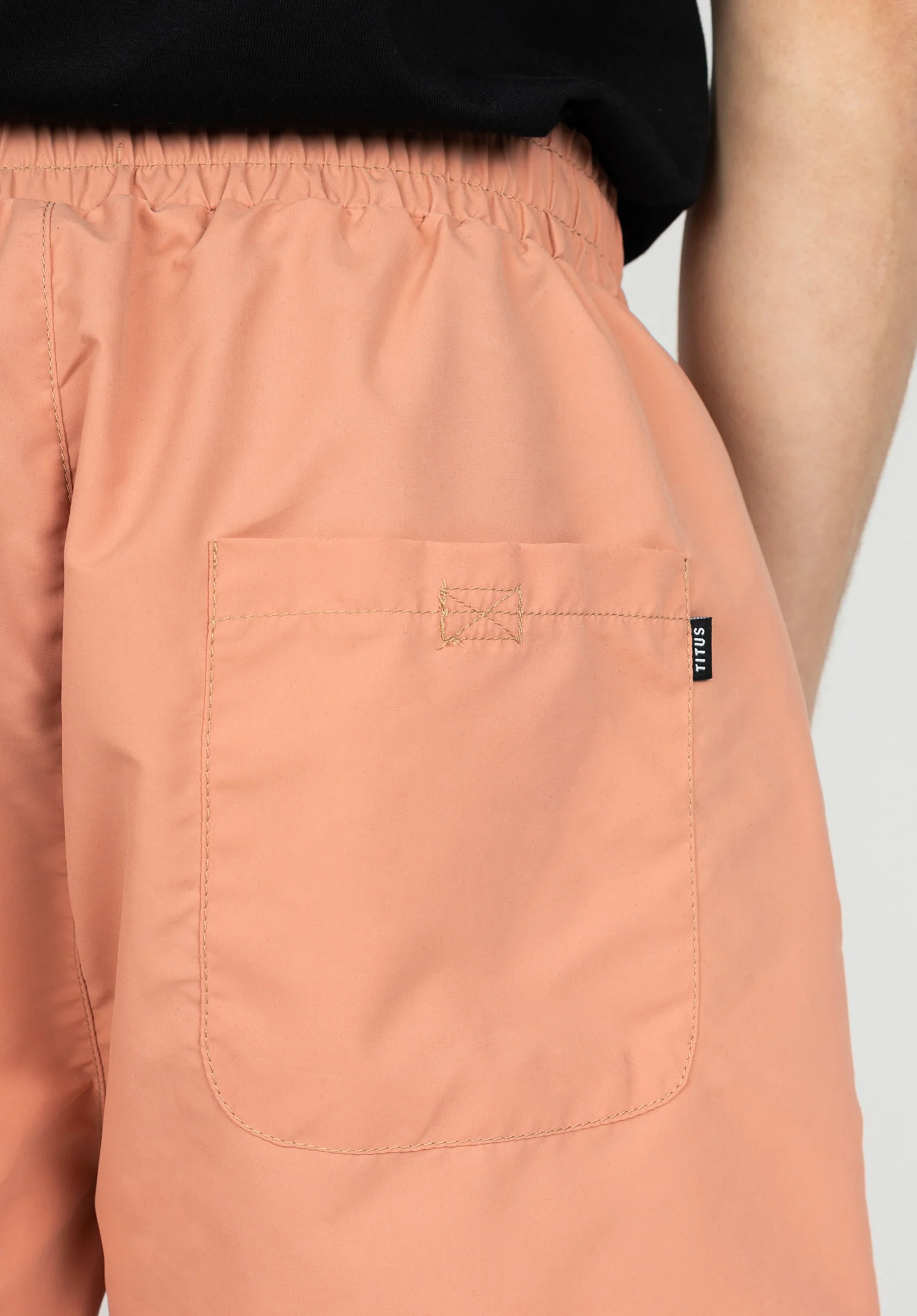 Raw Short