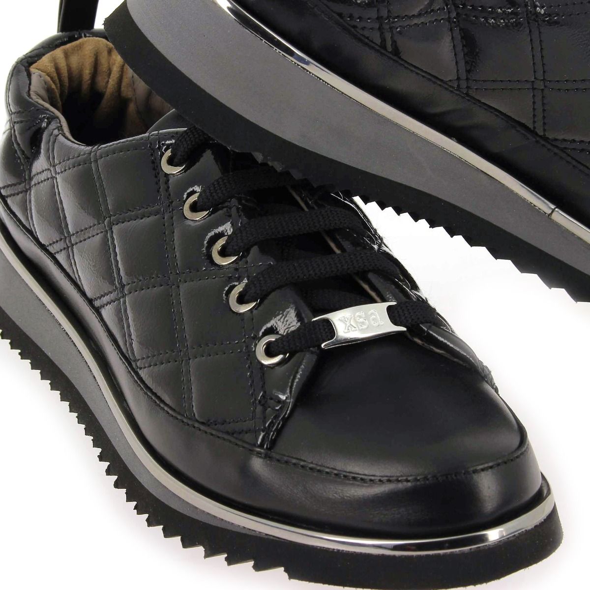 XSA  8010 - noir