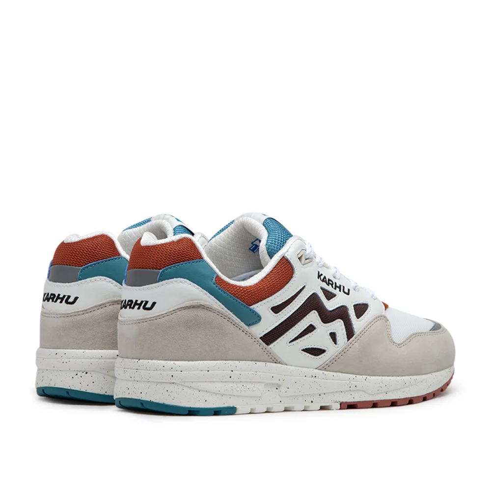 Karhu Legacy 96 F806050 / grau