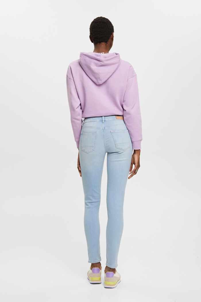 Mid-Rise-Stretchjeans in schmaler Passform