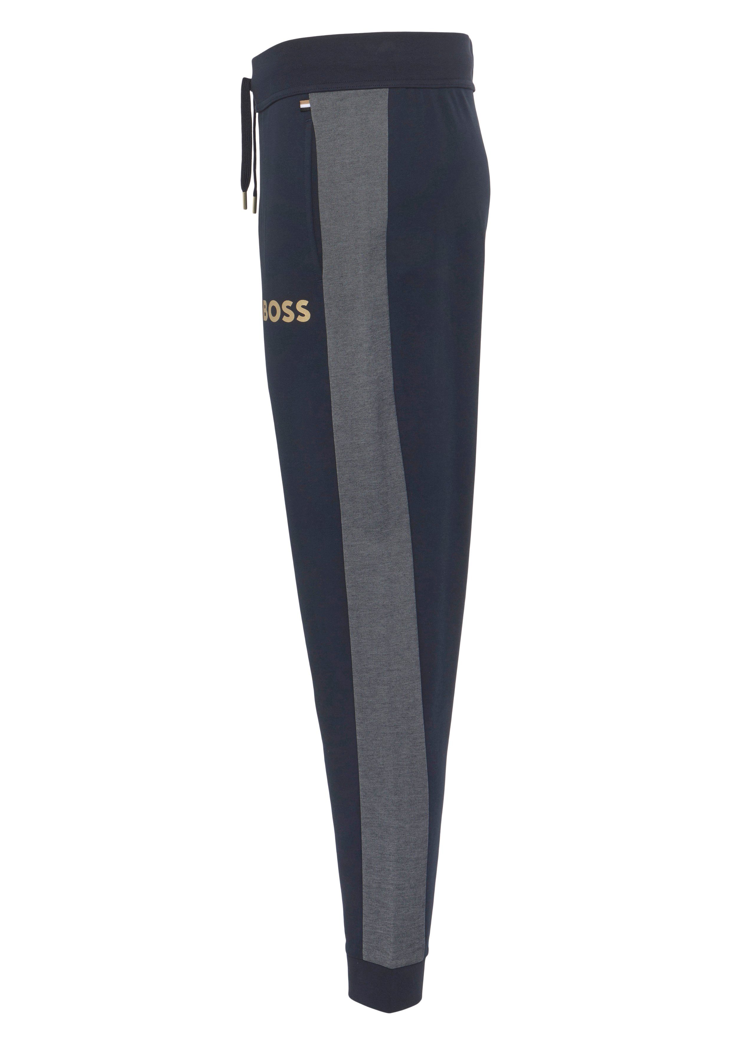 BOSS Homewearhose Tracksuit Pants 10166548 22 mit kontrastfarbenem Seitenstreifen
