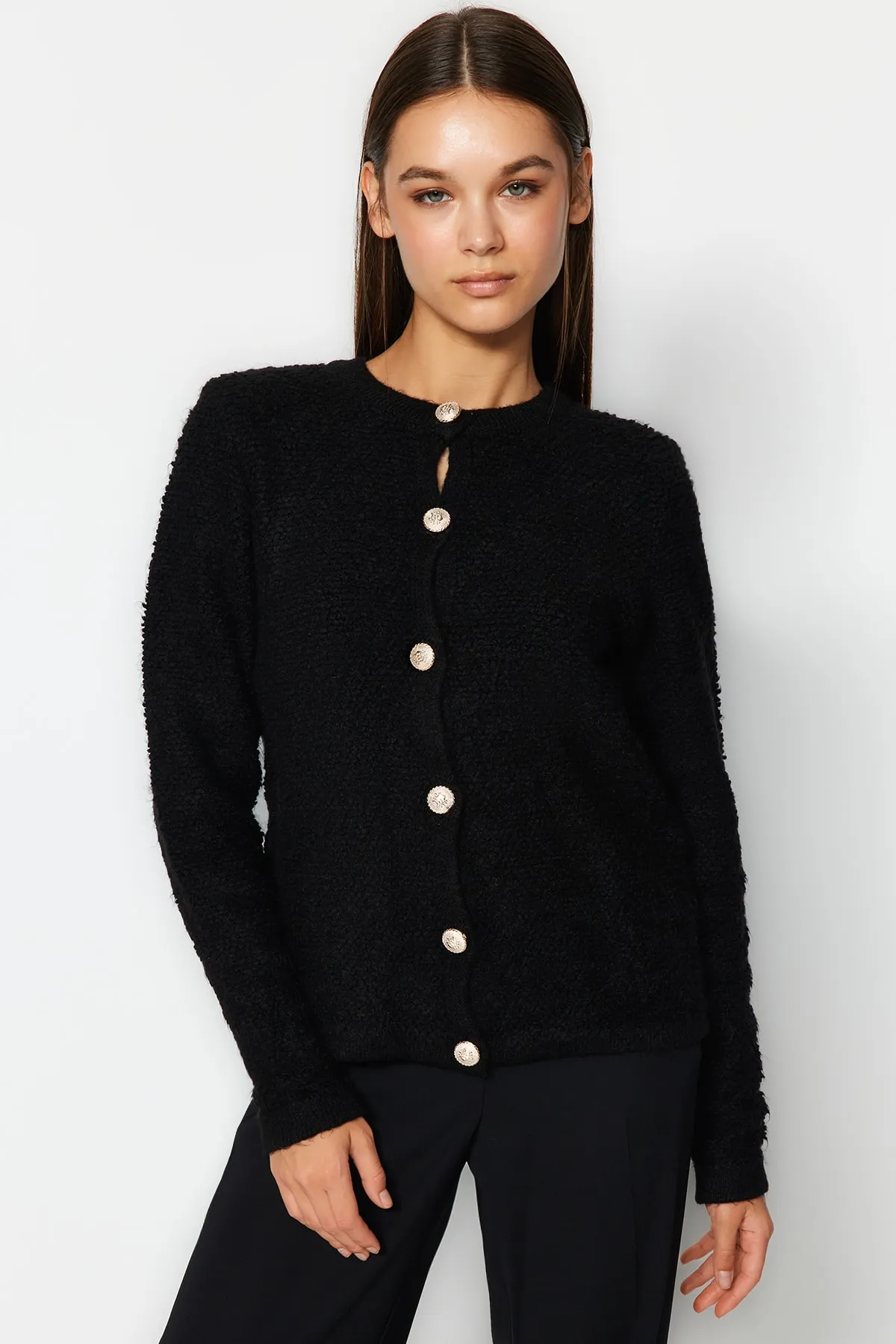 Trendyol Collection  Schwarzer, weich strukturierter Strick-Cardigan mit Accessoires TWOAW24HI00039