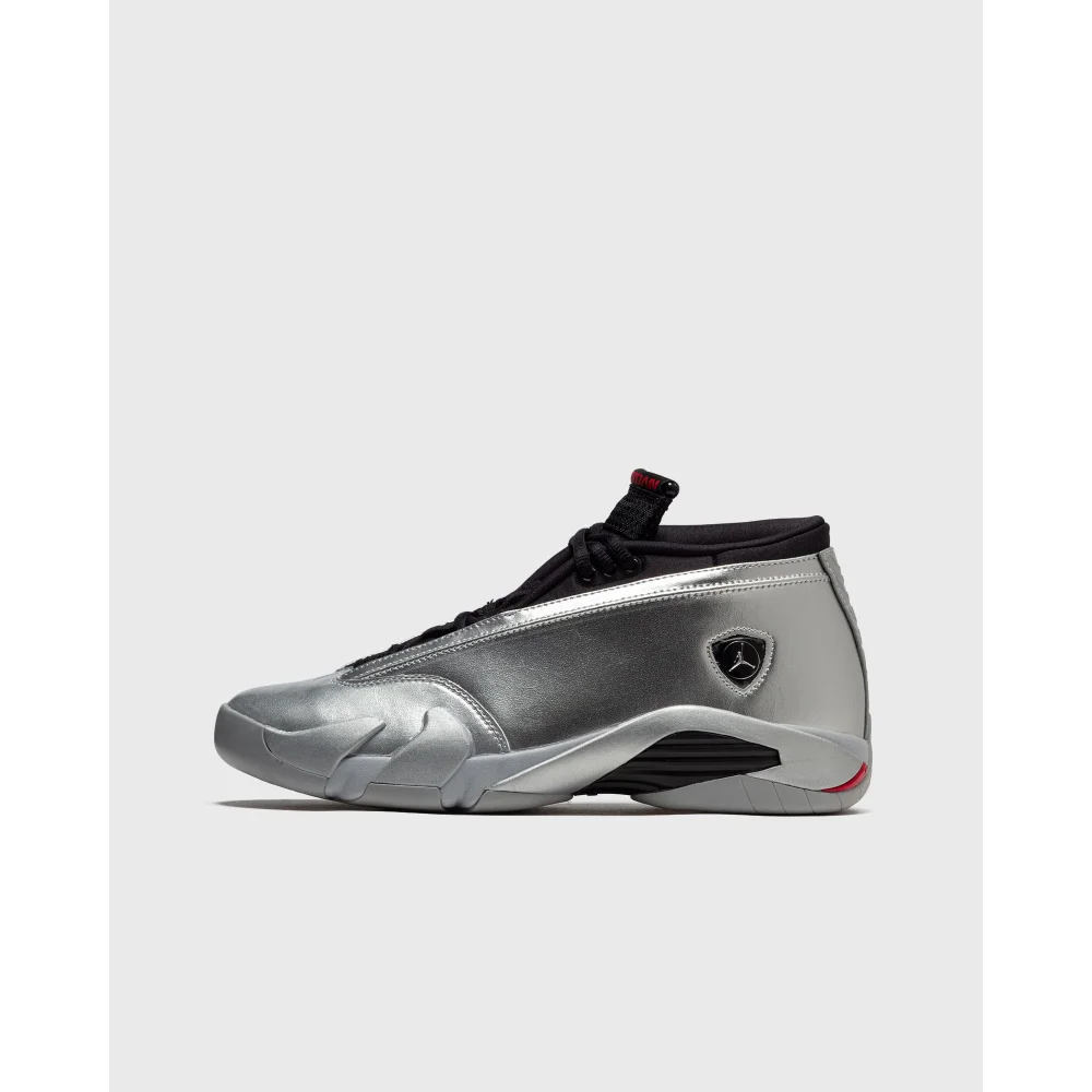 NIKE JORDAN 14 Retro Low Metallic Silver WMNS Air DH4121-060 / grau