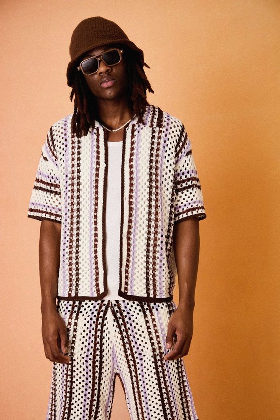 Kastiges gestreiftes Oversize Strick-Hemd