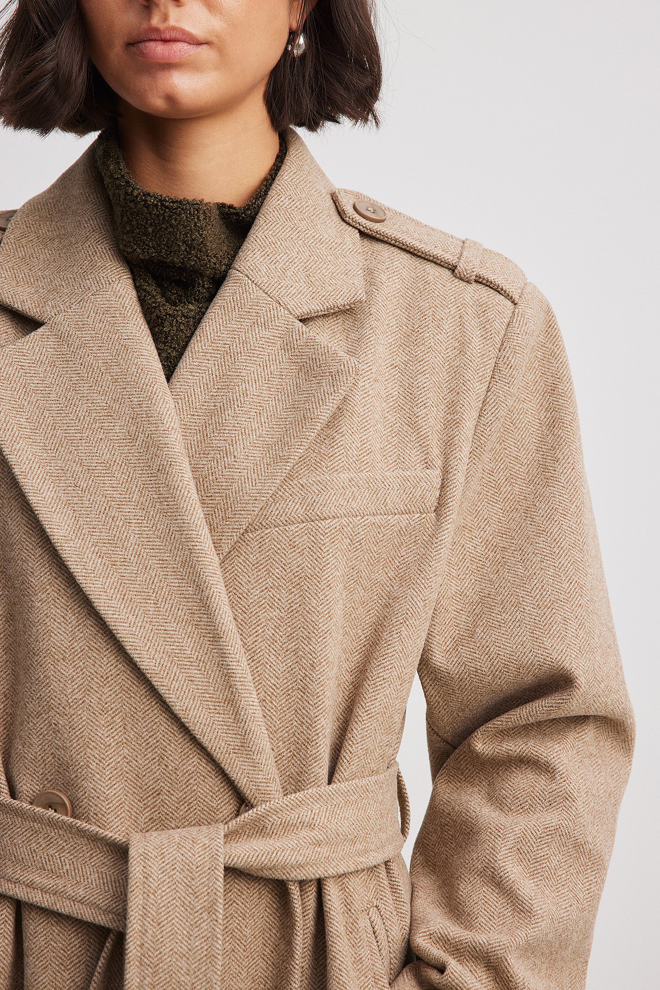 Langer Trenchcoat mit Fischgrätmuster