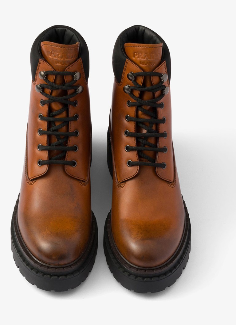Prada  Re-Nylon veterboot van leer
