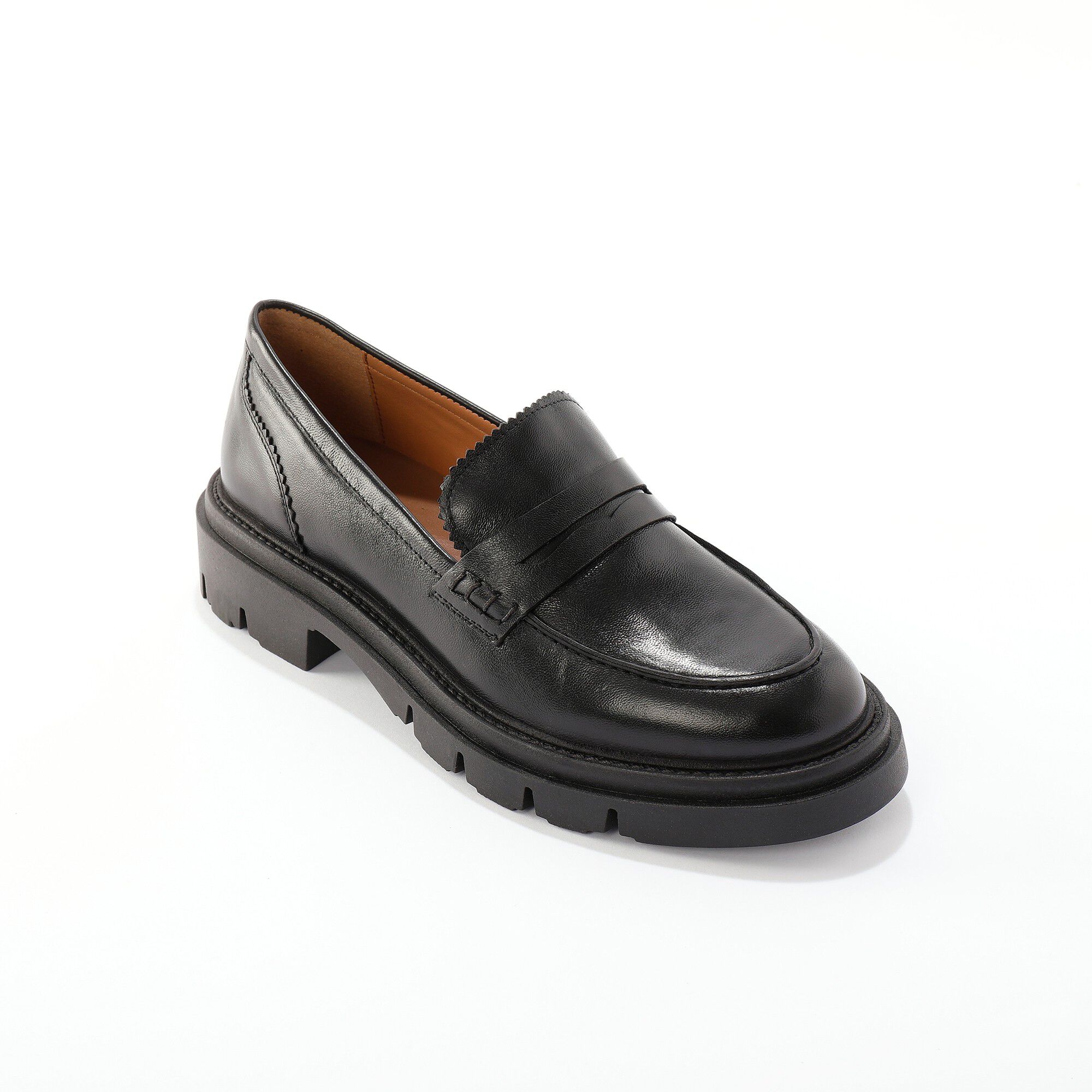 Mocassins semelle crantée, cuir