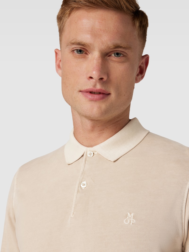 Poloshirt aus Baumwolle mit Label-Detail in sand