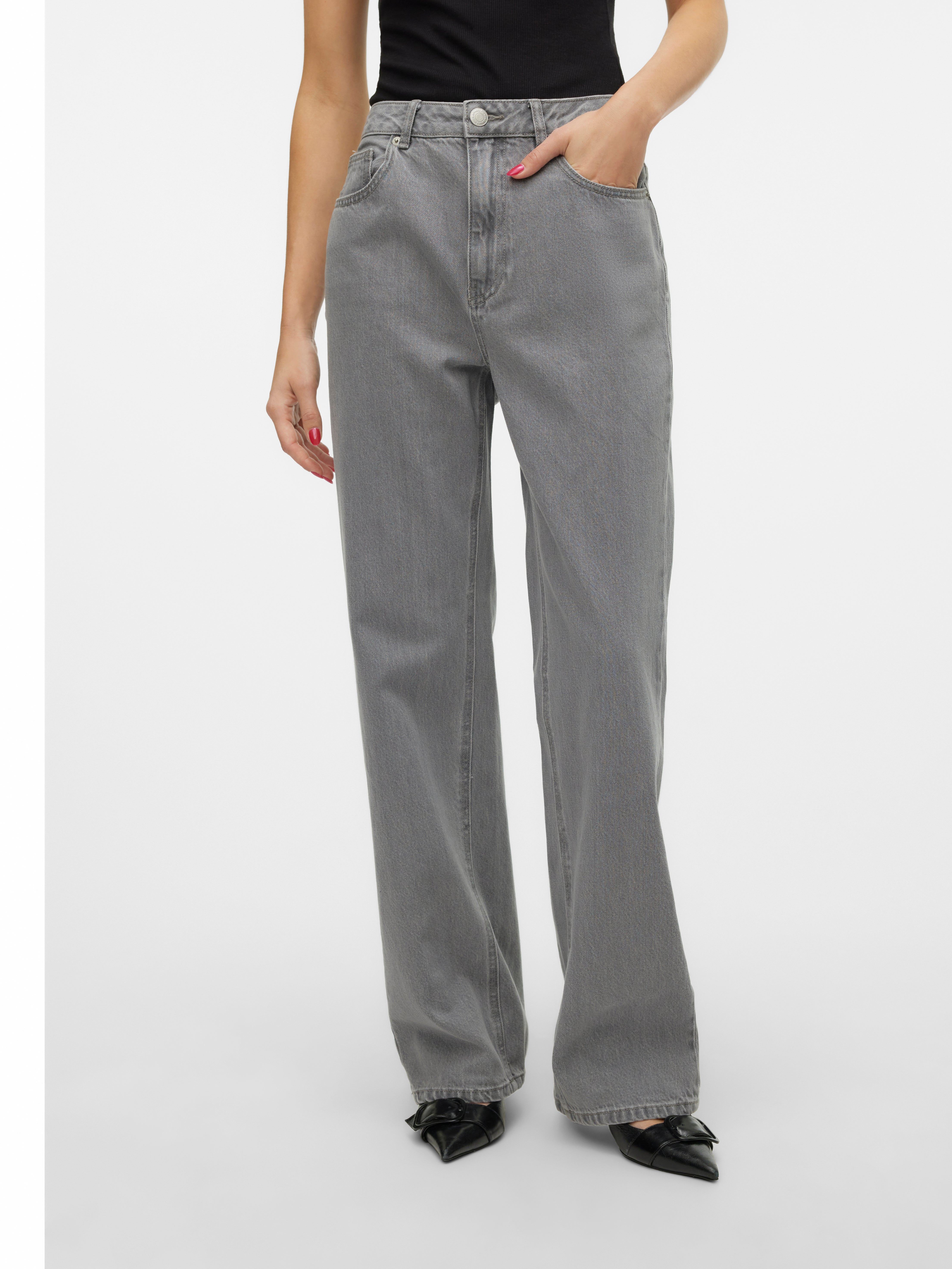 VMTOKYO Niedrige Taille Gerade geschnitten Jeans