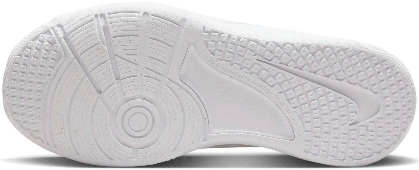 Nike OMNI MULTI-COURT INDOOR COURT (GS) Laufschuh