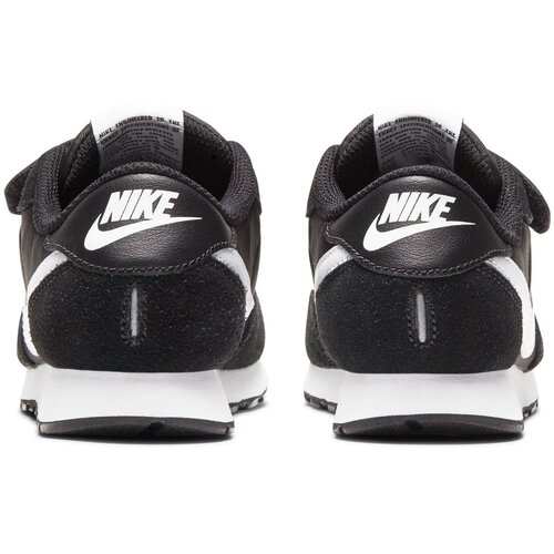 KINDER SNEAKER 