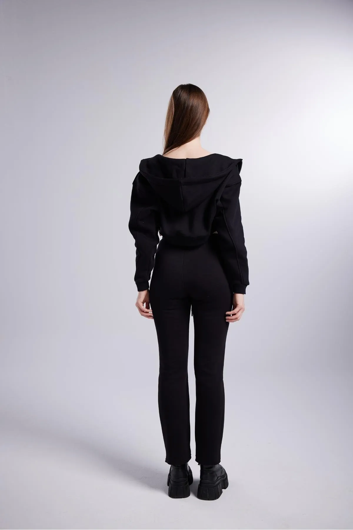 HOLLY LOLLY  Schwarze Damen-Jogginghose mit hoher Taille und geradem Schnitt in Roségold