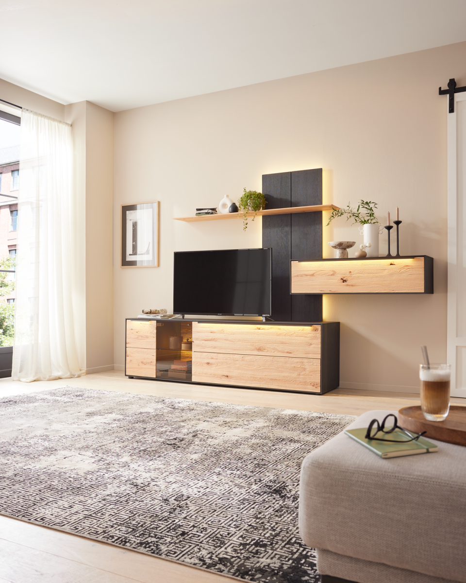 Interliving Wohnwand Riffbuche massiv Anthrazit