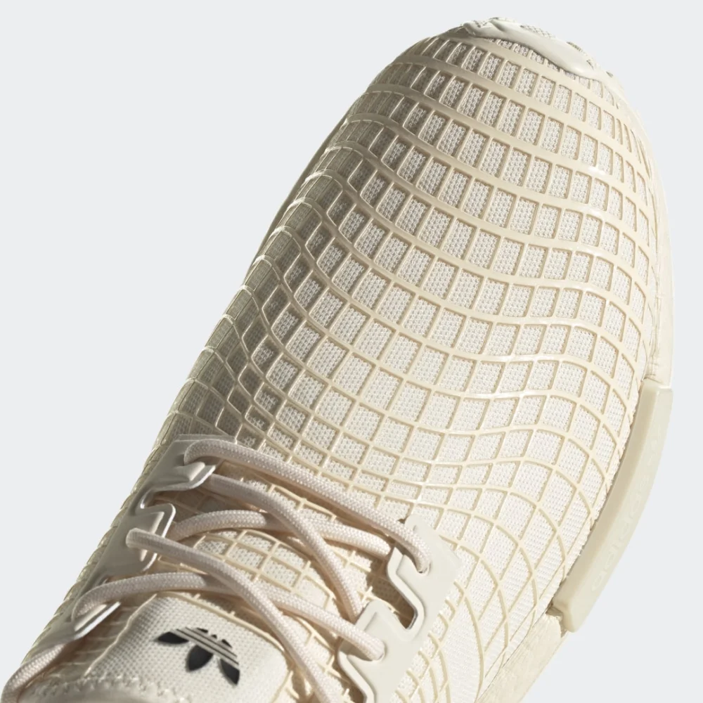 adidas NMD R1 GX9530 / pink