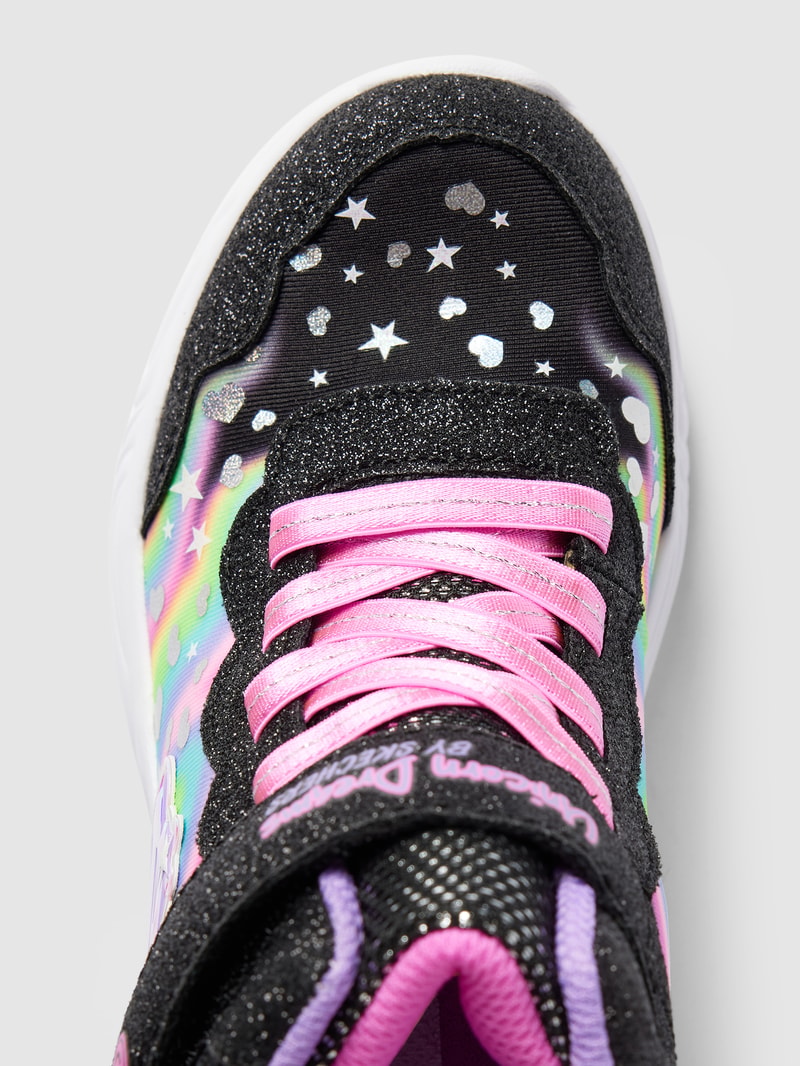 Sneaker mit Allover-Print in schwarz