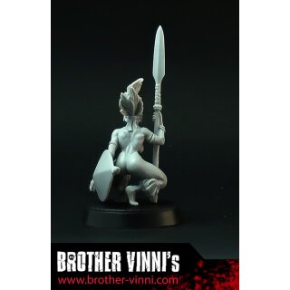 African Tribal Female Warrior kneeling (28mm)