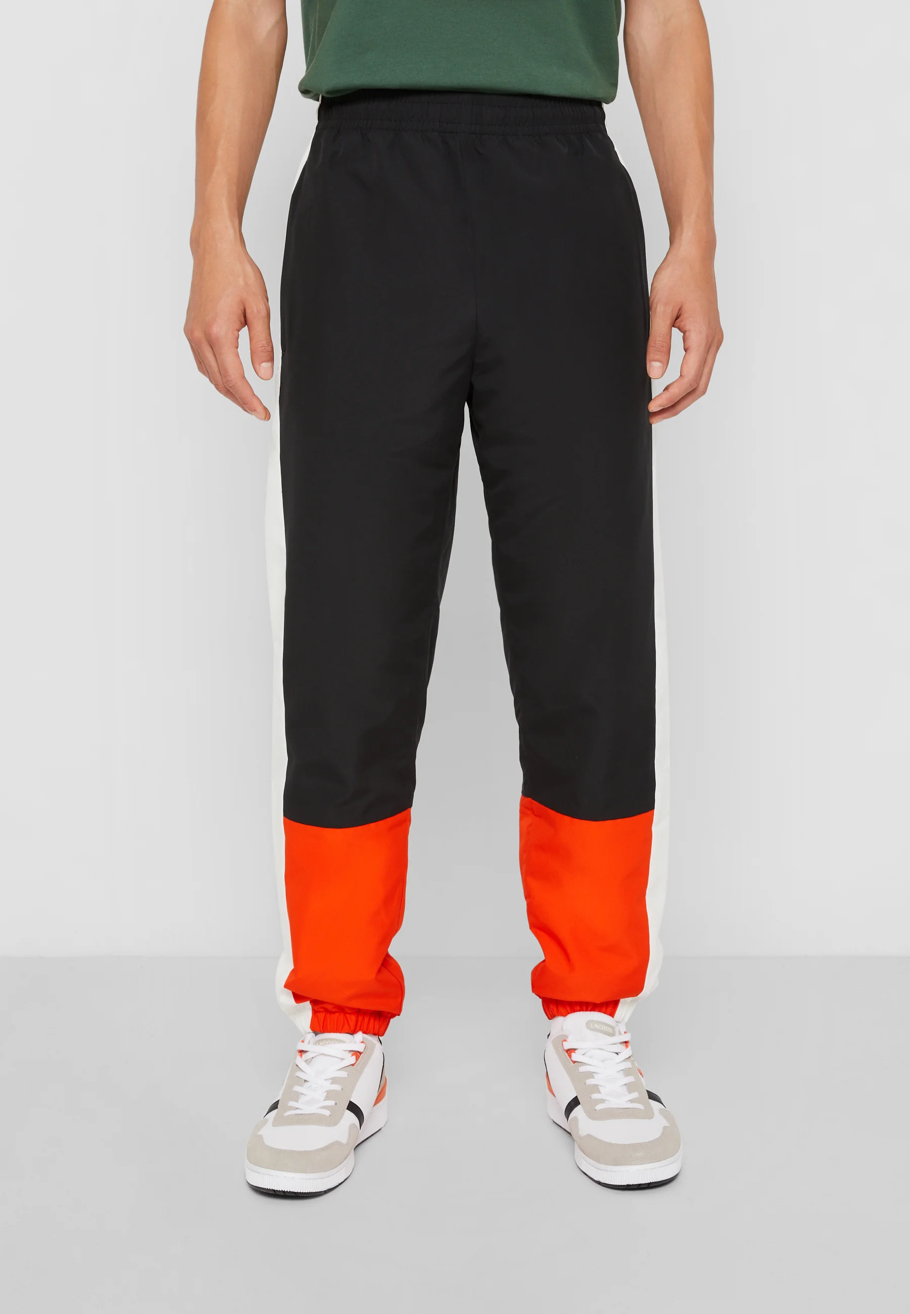 Pantalones de chándal exclusivos de Lacoste