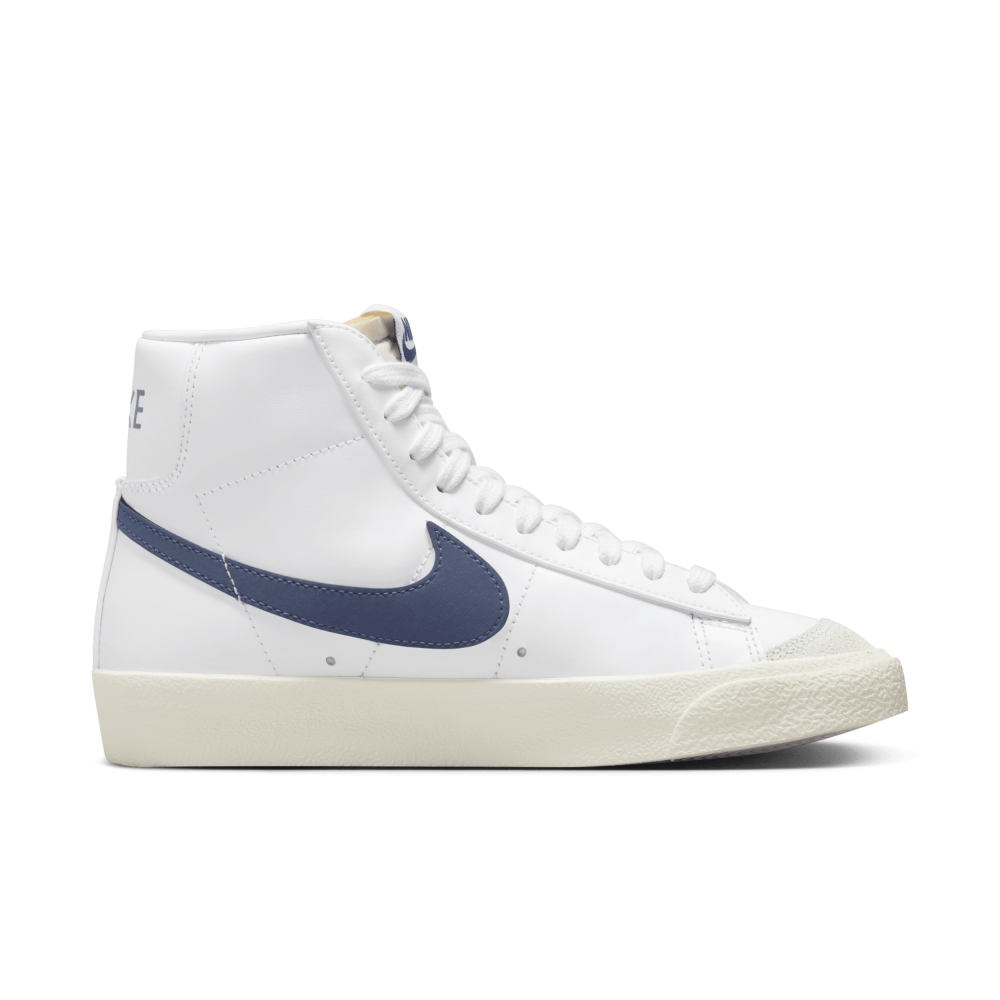 Nike Blazer Mid 77 CZ1055-125 / weiss