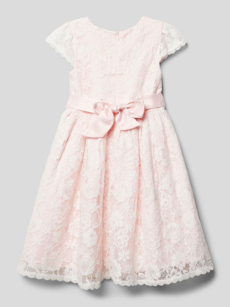Knielanges Spitzenkleid mit Taillenband in rosé