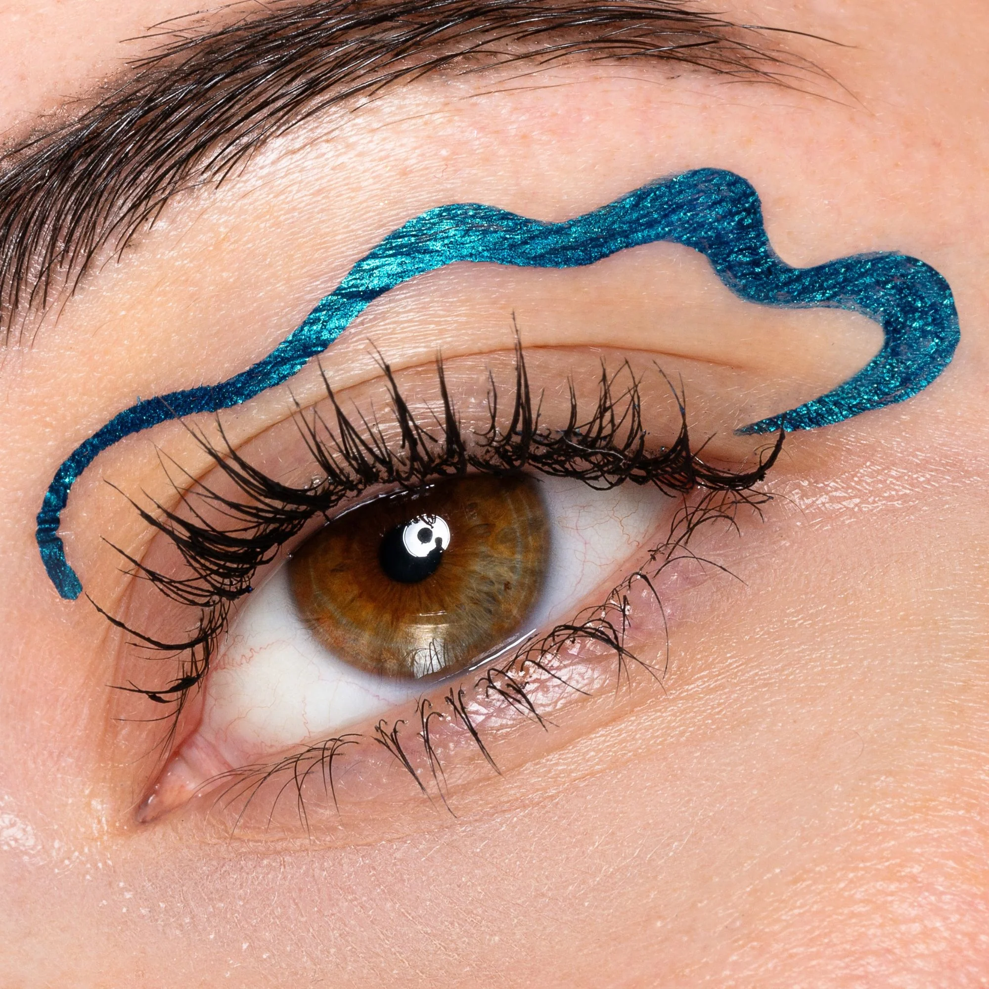 Eyeliner Shake - Eyeliner