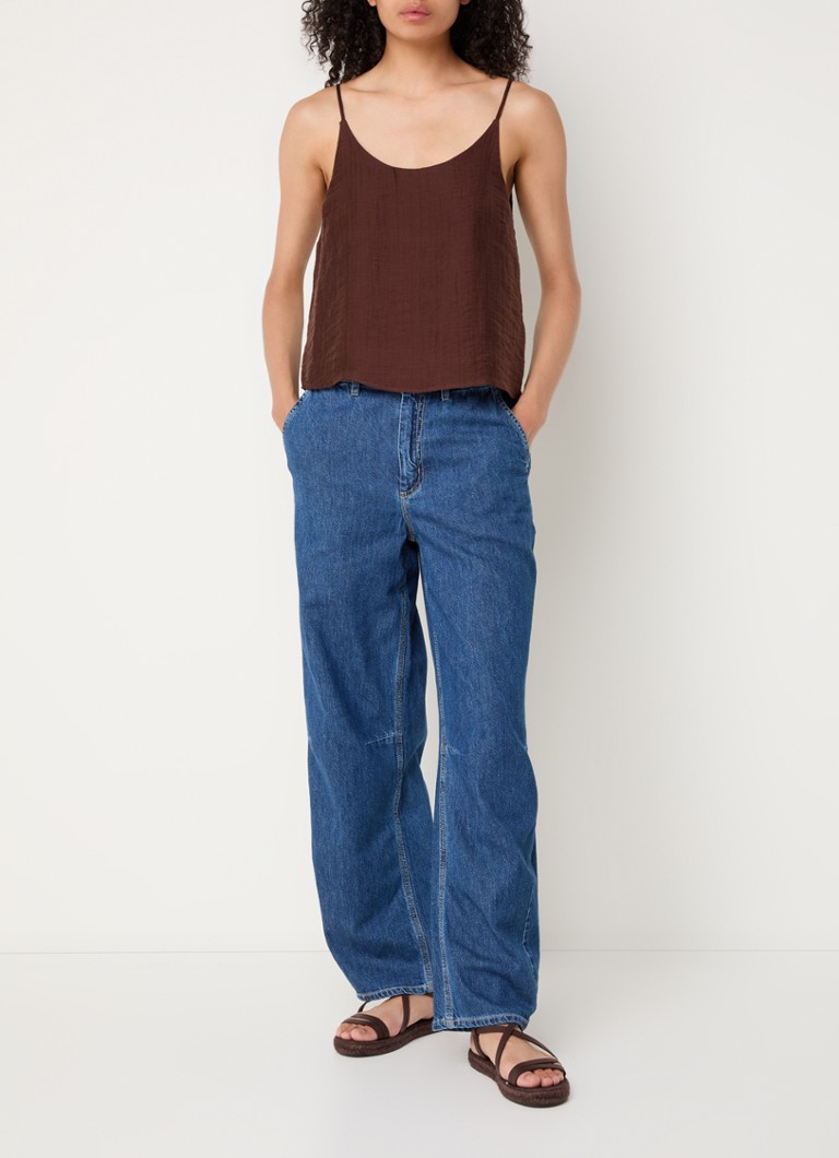 Blugi American Vintage Globey cu talie înaltă și croială largă, confecționați dintr-un amestec de bumbac organic.