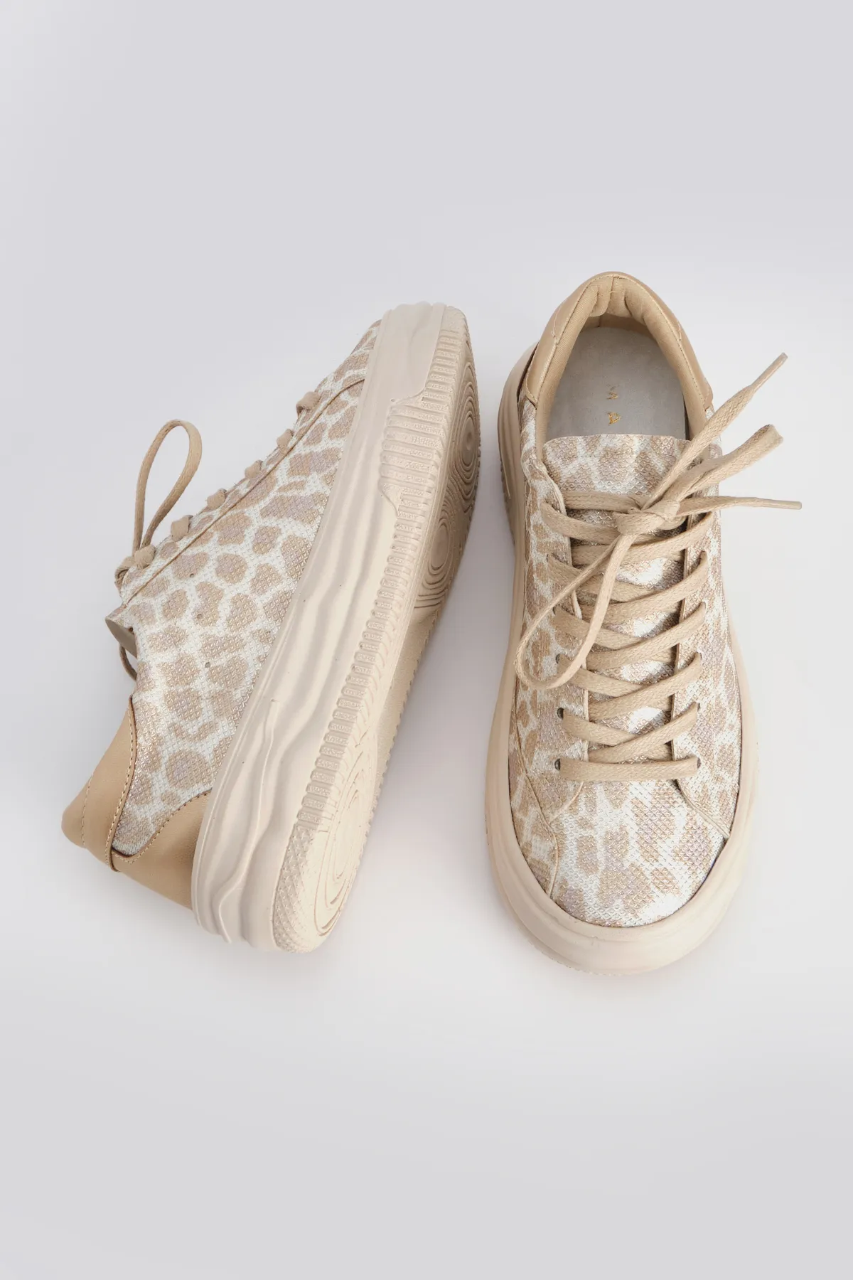 Marjin  Damen Sneakers Dicke Sohle Schnürschuhe Sportschuhe Tales Beige Leopard