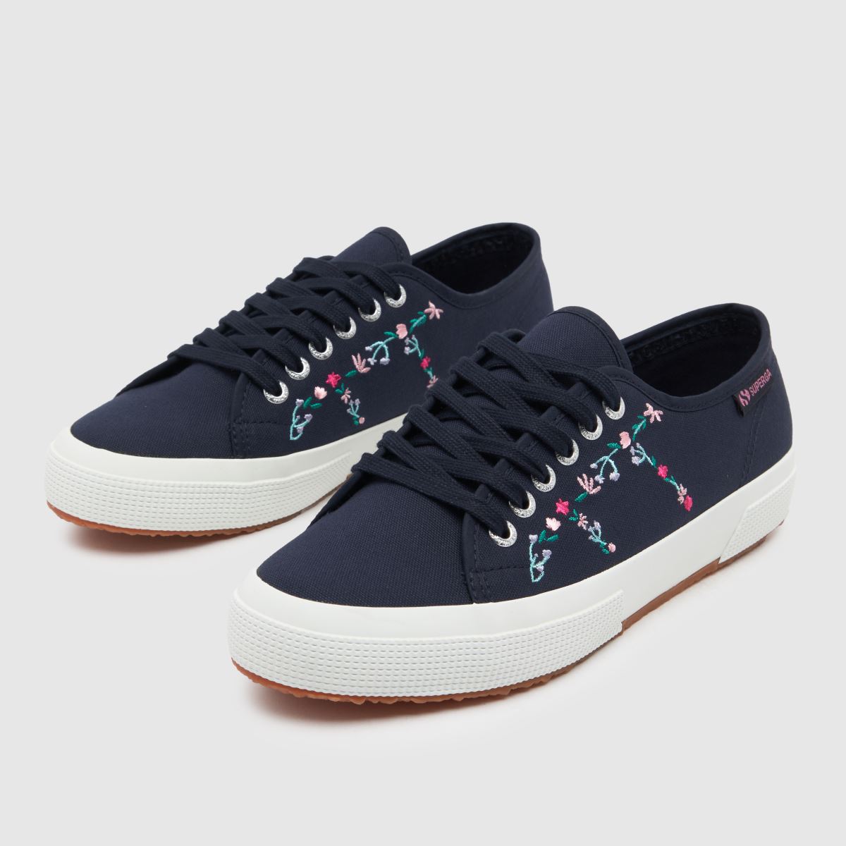 Tenisky Superga 2750 s malými květinami a výšivkou v modré multi